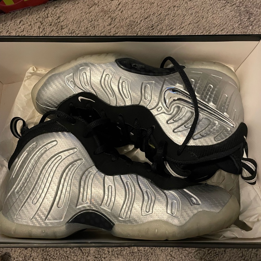Nike Foamposite kids 5.5